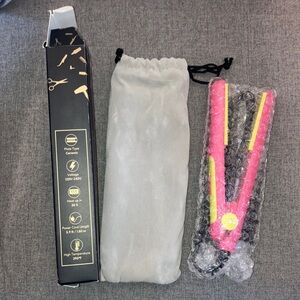 WavyTalk Mini Ceramic Dual Voltage Travel Straightener (works in Europe)